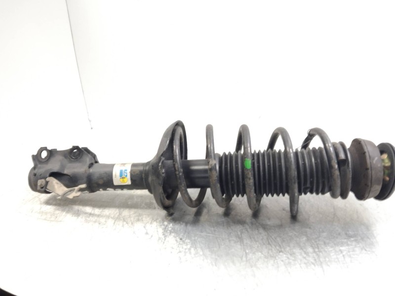 Recambio de amortiguador delantero derecho para volkswagen vento (1h2) 1.9 tdi referencia OEM IAM   