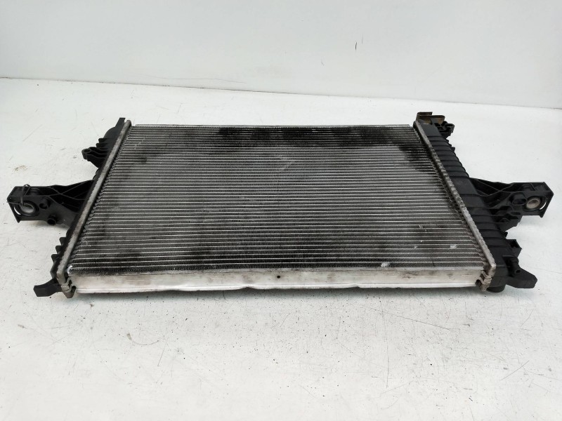 Recambio de radiador agua para volvo v70 familiar 2.4 20v turbo cat referencia OEM IAM 988233C 05090746 