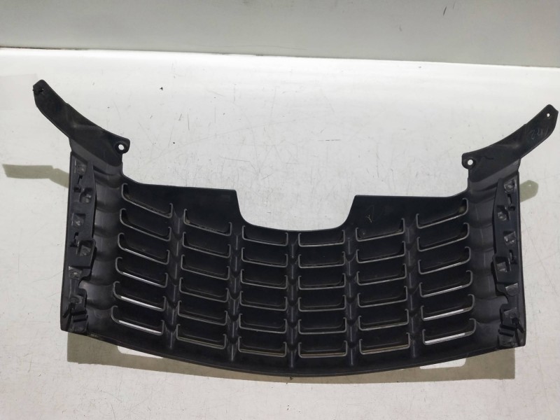 Recambio de rejilla delantera para chrysler pt cruiser (pt) 2.0 16v cat referencia OEM IAM   