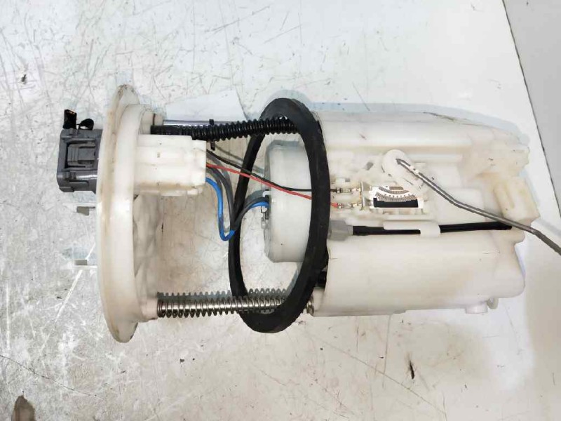 Recambio de bomba combustible para mitsubishi lancer berlina (cy0) intense referencia OEM IAM 1019622111 1760A166 DENSO AFORADOR