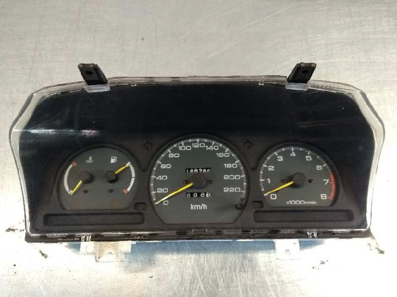 Recambio de cuadro instrumentos para mitsubishi space wagon (n30/n40) 2000 glxi referencia OEM IAM MR240563 266930 