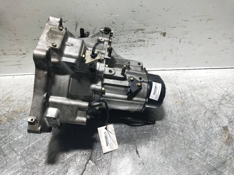 Recambio de caja cambios para mazda 626 berlina (gf) 2.0 turbodiesel cat referencia OEM IAM 05937FA OH29C 