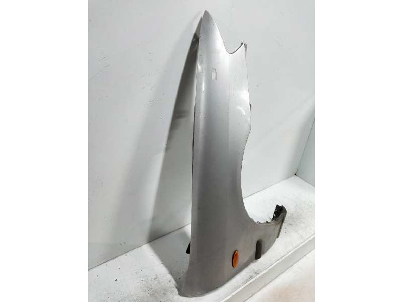 Recambio de aleta delantera derecha para mazda 626 berlina (gf) 2.0 turbodiesel referencia OEM IAM   