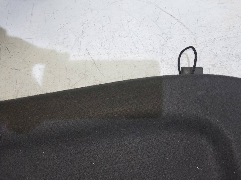 Recambio de bandeja trasera para mazda 323 berlina f/s (bj) 2.0 turbodiesel referencia OEM IAM   