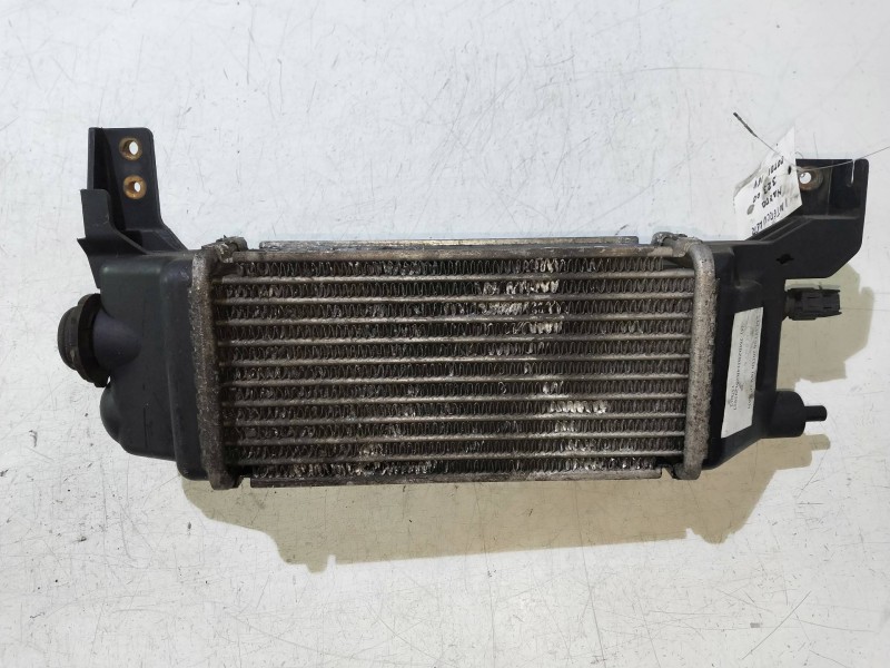 Recambio de intercooler para mazda 323 berlina f/s (bj) 2.0 turbodiesel referencia OEM IAM   