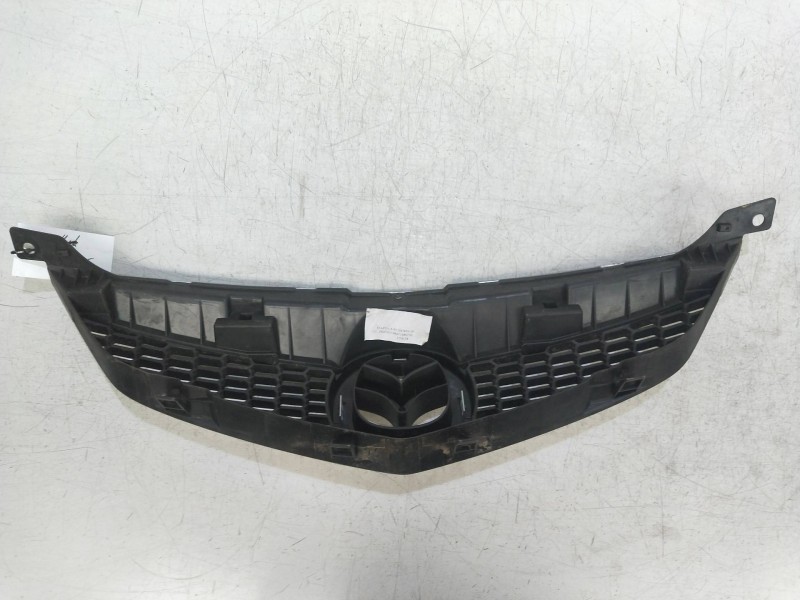 Recambio de rejilla delantera para mazda 6 berlina (gg) 2.0 diesel cat referencia OEM IAM   