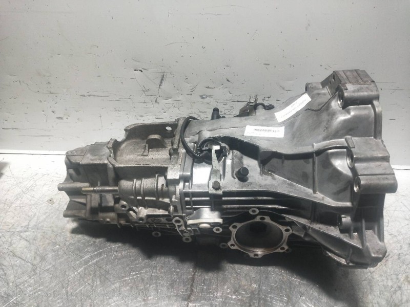 Recambio de caja cambios para audi a6 berlina (4b2) 2.4 v6 30v referencia OEM IAM DSC 28048 