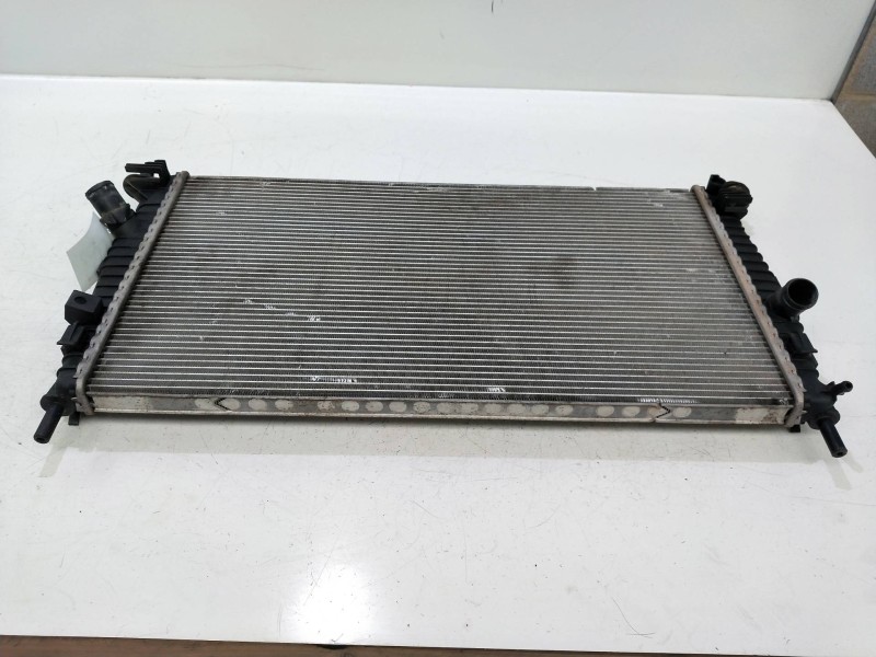 Recambio de radiador agua para mazda 3 berlina (bk) 1.6 crdt active referencia OEM IAM 3M5H8005TL  