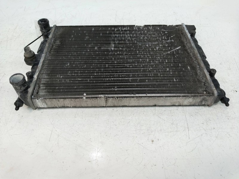 Recambio de radiador agua para volkswagen polo (867/871/873) 1.3 referencia OEM IAM 171121253CM 111946C 