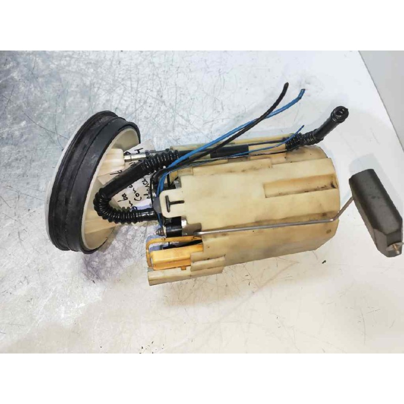 Recambio de bomba combustible para mercedes clase c (w203) familiar 2.2 cdi cat referencia OEM IAM 0580303031 A2034703394 BOSCH 