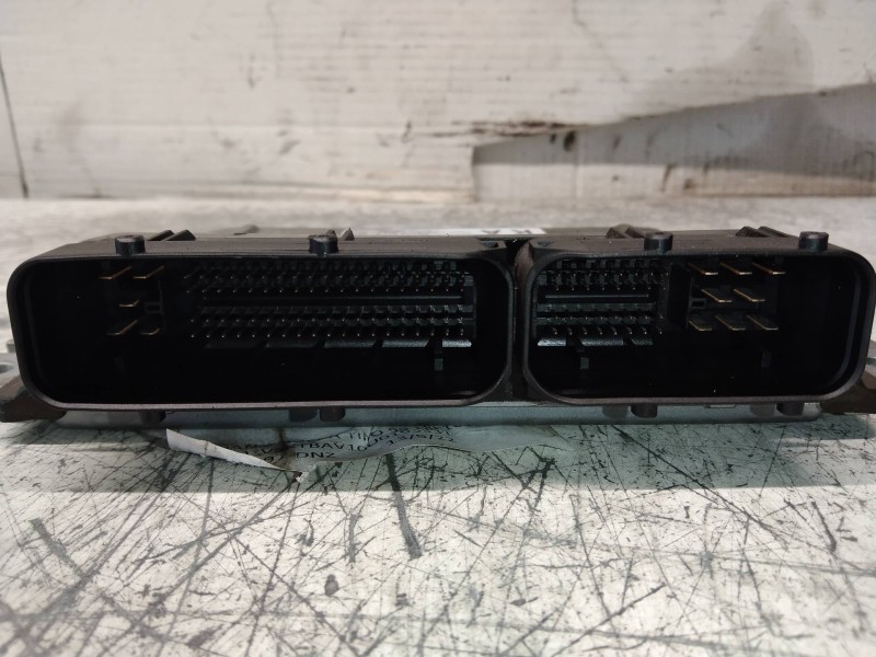 Recambio de centralita motor uce para nissan almera tino (v10m) ambience referencia OEM IAM MEC32411 B15531 KA