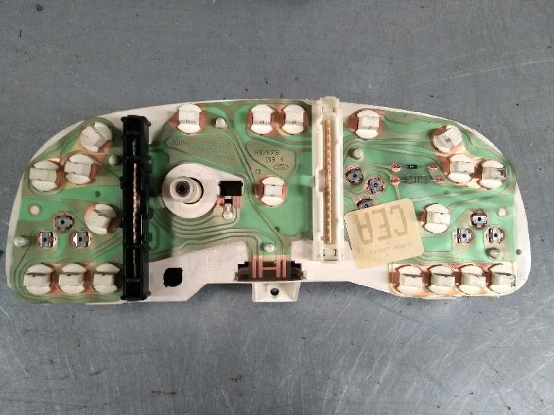 Recambio de cuadro instrumentos para ford mondeo berlina/familiar (fd) clx berlina referencia OEM IAM 6799496 CEA 