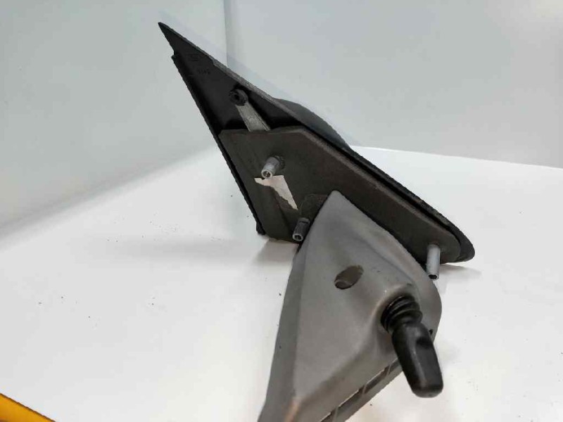 Recambio de retrovisor izquierdo para ford mondeo berlina/familiar (fd) clx berlina referencia OEM IAM 1054537  MANUAL