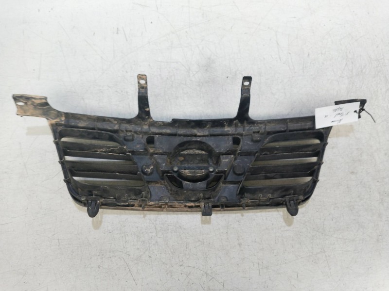 Recambio de rejilla delantera para nissan x-trail (t30) 2.2 16v turbodiesel cat referencia OEM IAM   