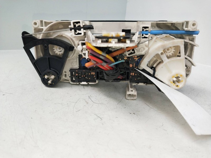 Recambio de mando calefaccion / aire acondicionado para nissan note (e11e) 1.4 cat referencia OEM IAM N103009C 060605 