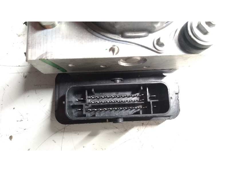 Recambio de abs para nissan qashqai (j11) tekna referencia OEM IAM 0265261032 476604EG1C 