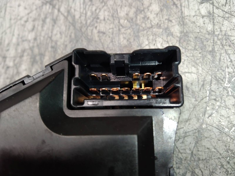 Recambio de mando limpia para nissan almera tino (v10m) ambience referencia OEM IAM 25260AV610  