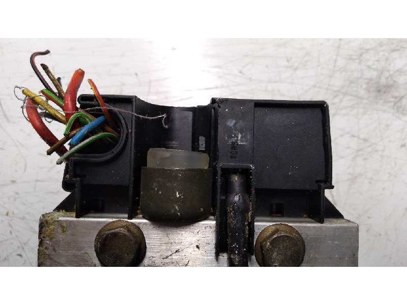 Recambio de abs para opel tigra 1.6 16v referencia OEM IAM 326103922 32061057 90447923 AEGG76M3082816 Recambio de abs para opel tigra 1.6 16v referencia OEM IAM 326103922 32061057 90447923 AEGG76M3082816