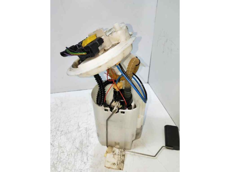 Recambio de bomba combustible para lancia delta (181) 1.6 jtd 16v cat referencia OEM IAM 0580203023 51821297 BOSCH AFORADOR