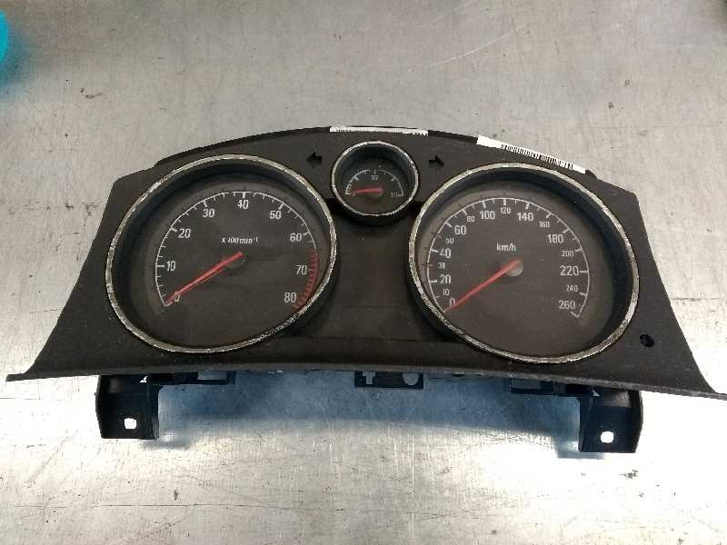 Recambio de cuadro instrumentos para opel zafira b 1.6 16v cat referencia OEM IAM 13267566 SW7655 UW