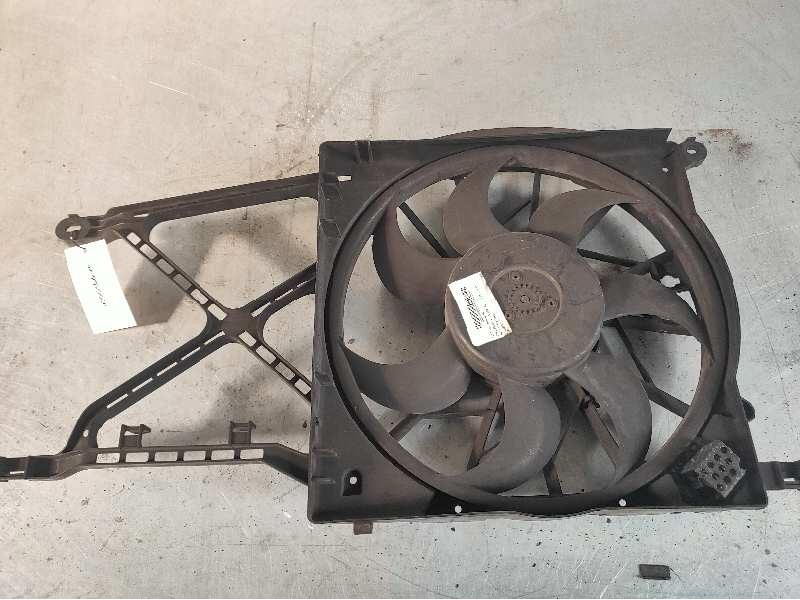 Recambio de electroventilador para opel zafira b 1.6 16v cat referencia OEM IAM 0130303986 13205941 