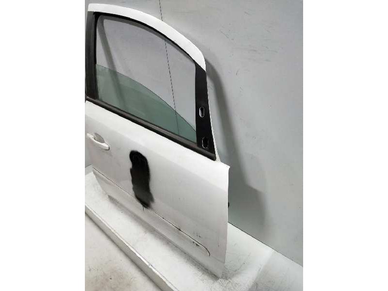 Recambio de puerta delantera derecha para opel zafira b 1.6 16v cat referencia OEM IAM   