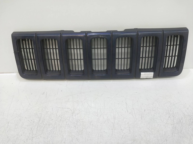 Recambio de rejilla delantera para chrysler jeep gr.cherokee (zj)/(z) 2.5 turbodiesel referencia OEM IAM   
