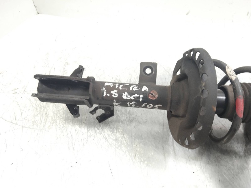 Recambio de amortiguador delantero derecho para nissan micra (k12e) acenta referencia OEM IAM   