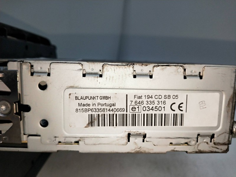 Recambio de sistema audio / radio cd para fiat croma (194) 1.9 8v multijet dynamic (12.2007) referencia OEM IAM 7354323320  