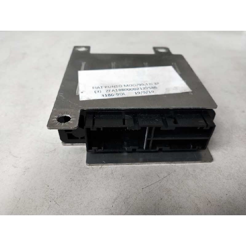 Recambio de centralita airbag para fiat punto berlina (188) 1.2 8v elx (i) referencia OEM IAM 46758762 331155 