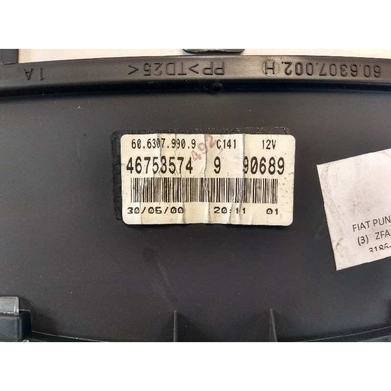 Recambio de cuadro instrumentos para fiat punto berlina (188) 1.2 8v elx (i) referencia OEM IAM 46753574 9 90689 6063079909