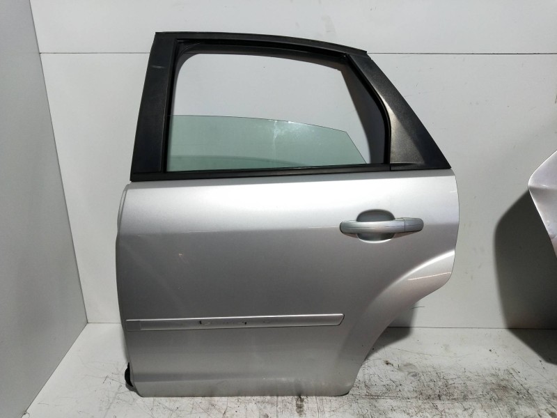 Recambio de puerta trasera izquierda para ford focus berlina (cap) ambiente (d) referencia OEM IAM  5P 