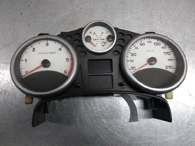 Recambio de cuadro instrumentos para peugeot 207 1.4 hdi referencia OEM IAM 9662904780  
