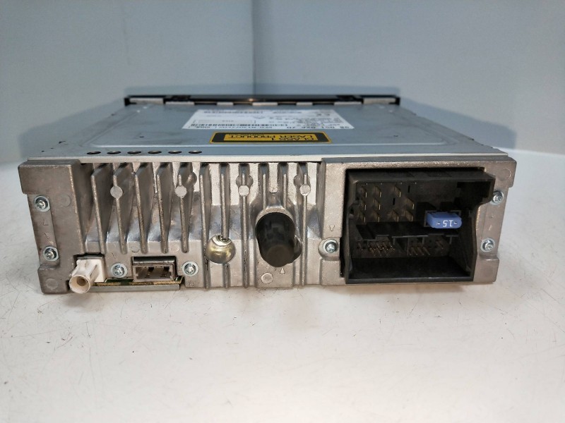 Recambio de sistema audio / radio cd para peugeot 208 1.4 hdi fap referencia OEM IAM 98051026ZD  