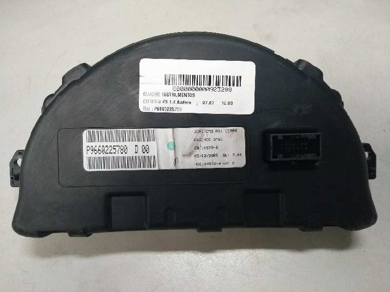 Recambio de cuadro instrumentos para citroen c3 1.4 collection referencia OEM IAM P9660225780 D00 281149726