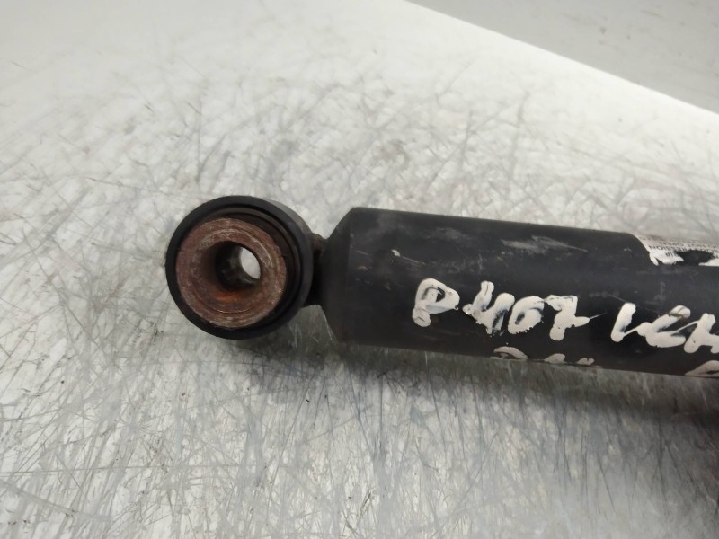 Recambio de amortiguador delantero derecho para peugeot 407 1.6 hdi fap cat (9hz / dv6ted4) referencia OEM IAM   
