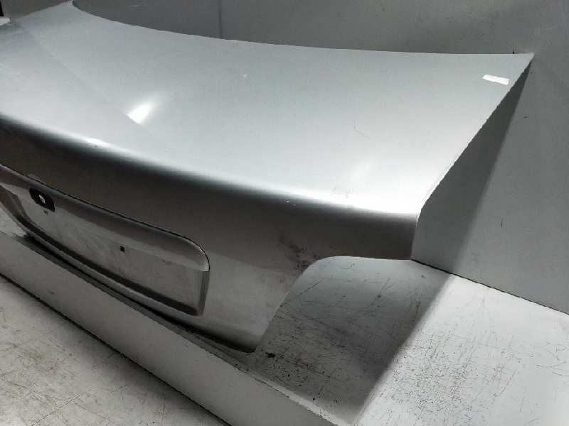 Recambio de tapa maletero para volvo s40 berlina 1.8i referencia OEM IAM   