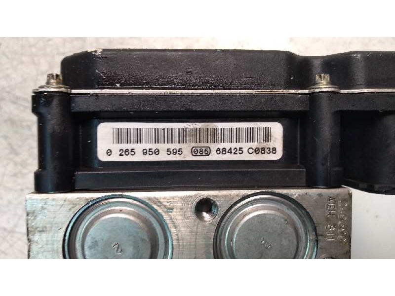Recambio de abs para renault megane ii classic berlina 1.6 16v referencia OEM IAM 0265234468 0265950595 8200551143 84B02AAY2