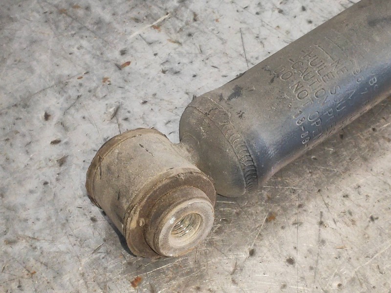 Recambio de amortiguador trasero derecho para citroen c-elysée shine referencia OEM IAM 9674665580  