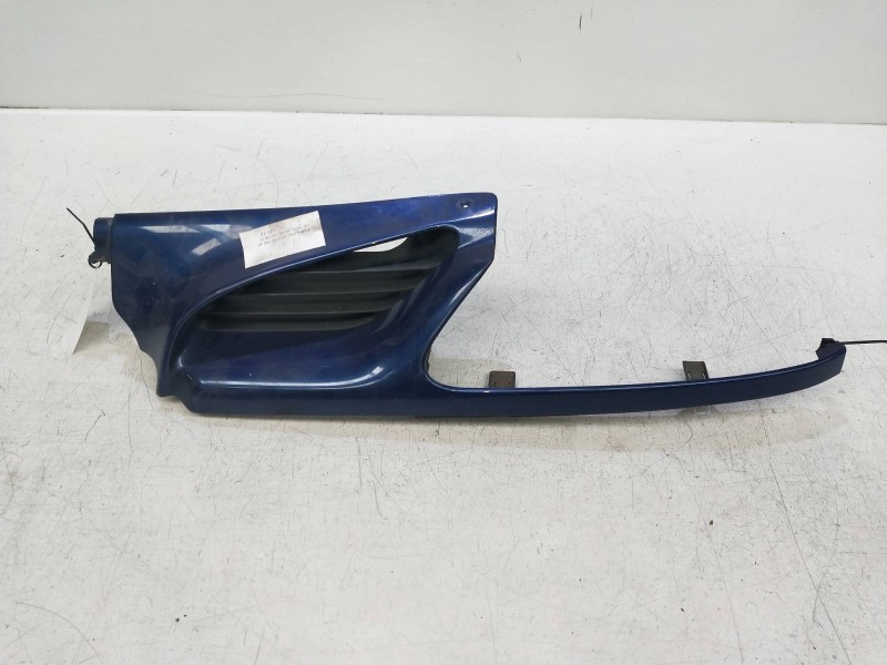 Recambio de rejilla delantera para renault megane i classic (la0) 1.9 diesel referencia OEM IAM  IZQ 