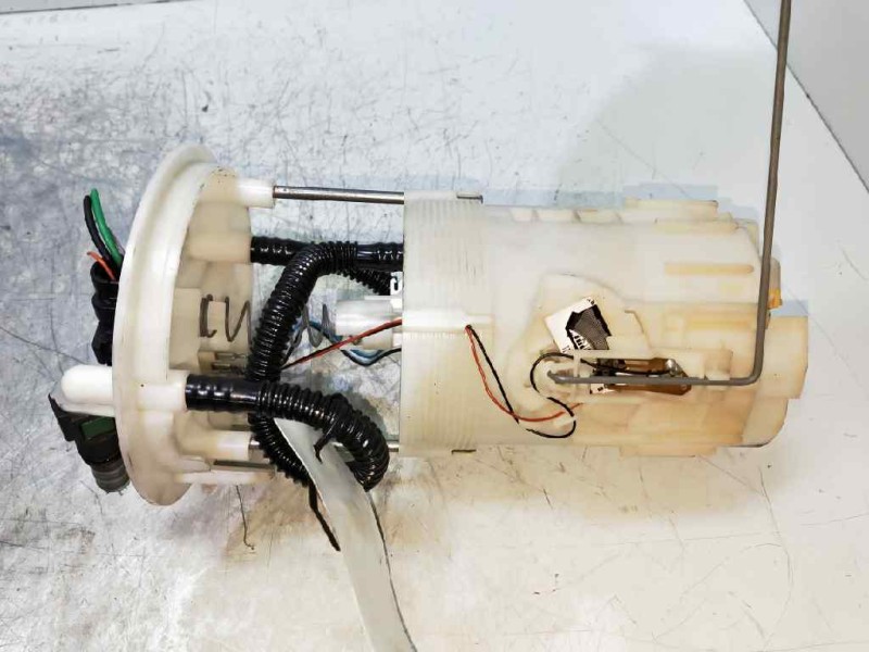 Recambio de bomba combustible para renault vel satis (bj0) 2.2 dci turbodiesel fap cat referencia OEM IAM 8200037994 AFORADOR 