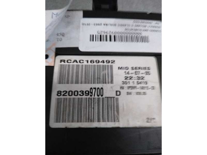 Recambio de cuadro instrumentos para renault megane ii classic berlina 1.9 dci diesel referencia OEM IAM 8200399700D  