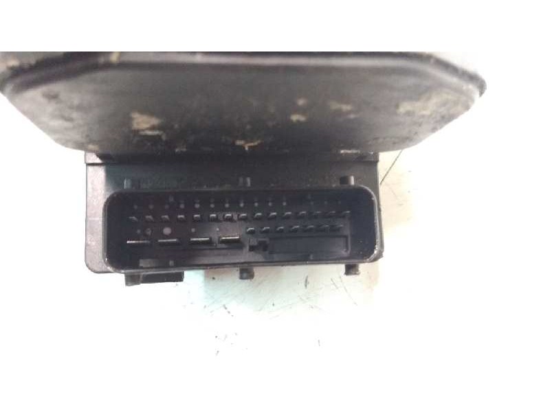 Recambio de abs para renault megane i berlina hatchback (ba0) 1.9 dti diesel cat referencia OEM IAM 0265216555 0273004279 770042 Recambio de abs para renault megane i berlina hatchback (ba0) 1.9 dti diesel cat referencia OEM IAM 0265216555 0273004279 770042