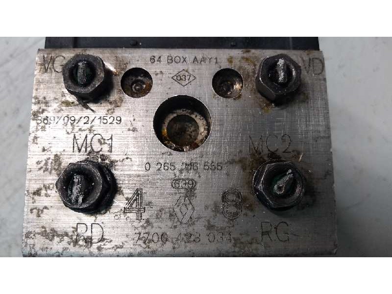 Recambio de abs para renault megane i berlina hatchback (ba0) 1.9 dti diesel cat referencia OEM IAM 0265216555 0273004279 770042 Recambio de abs para renault megane i berlina hatchback (ba0) 1.9 dti diesel cat referencia OEM IAM 0265216555 0273004279 770042