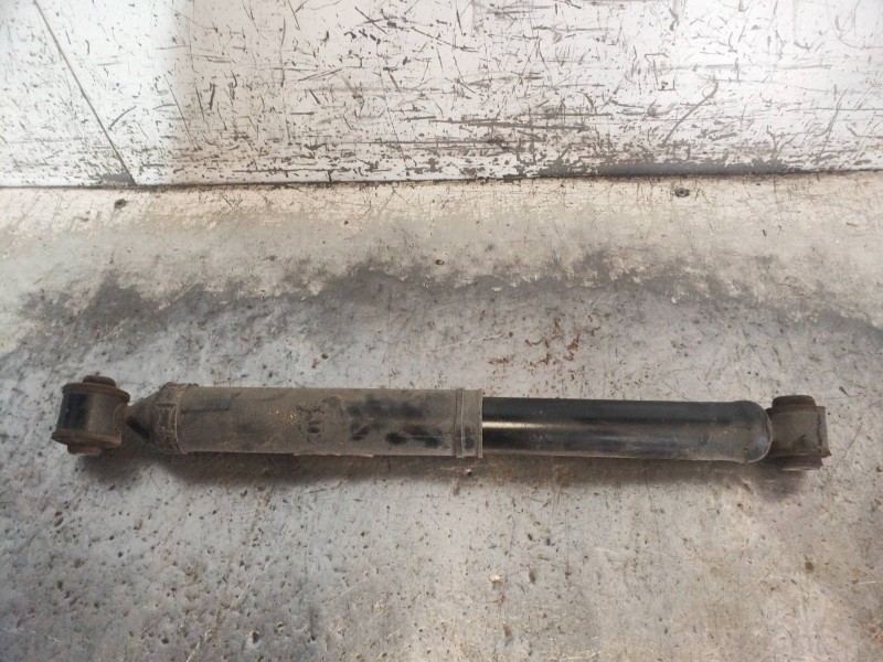 Recambio de amortiguador trasero izquierdo para citroen c-elysée shine referencia OEM IAM 9674665580  