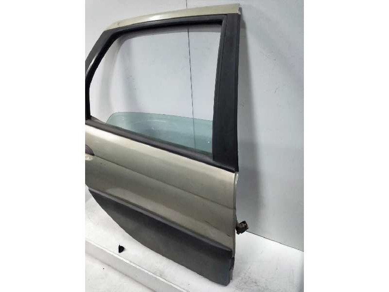 Recambio de puerta trasera derecha para renault scenic rx4 (ja0) 1.9 dci diesel cat referencia OEM IAM   