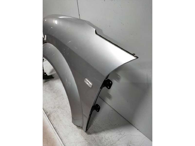 Recambio de aleta delantera izquierda para audi a2 (8z) 1.4 tdi referencia OEM IAM   