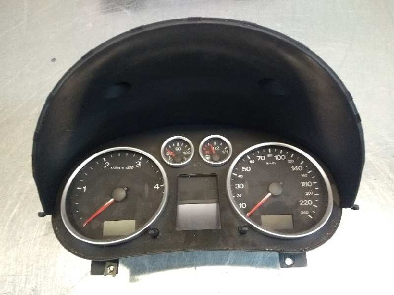 Recambio de cuadro instrumentos para audi a2 (8z) 1.4 tdi referencia OEM IAM 110080020010 8Z0920900F 