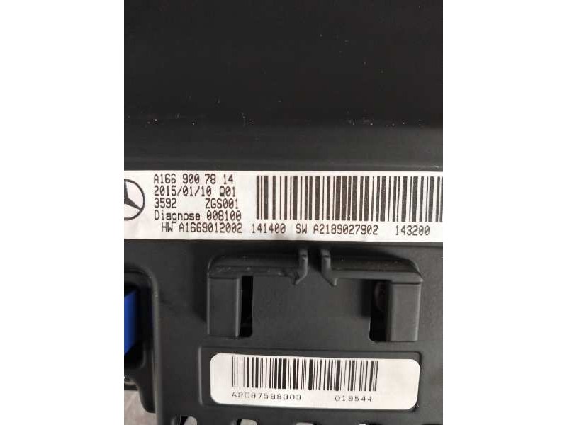 Recambio de pantalla multifuncion para mercedes clase cla (w117) shooting brake cla 220 d (117.903) referencia OEM IAM A16690078