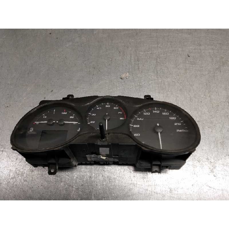 Recambio de cuadro instrumentos para seat toledo (5p2) 1.6 referencia OEM IAM 1P0920810E  